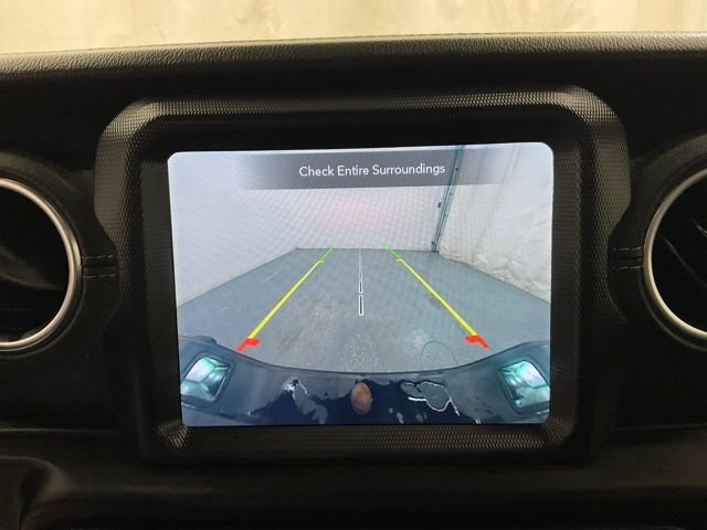 Used 2020 Black Jeep Overland image 19