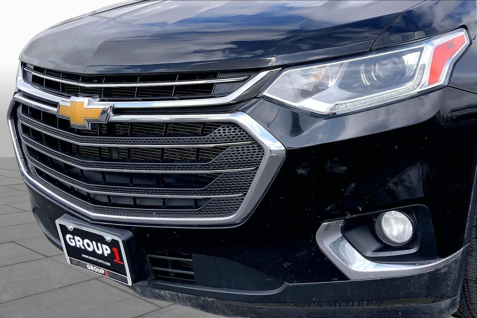 Used 2021 Mosaic Black Metallic Chevrolet LT Cloth image 30