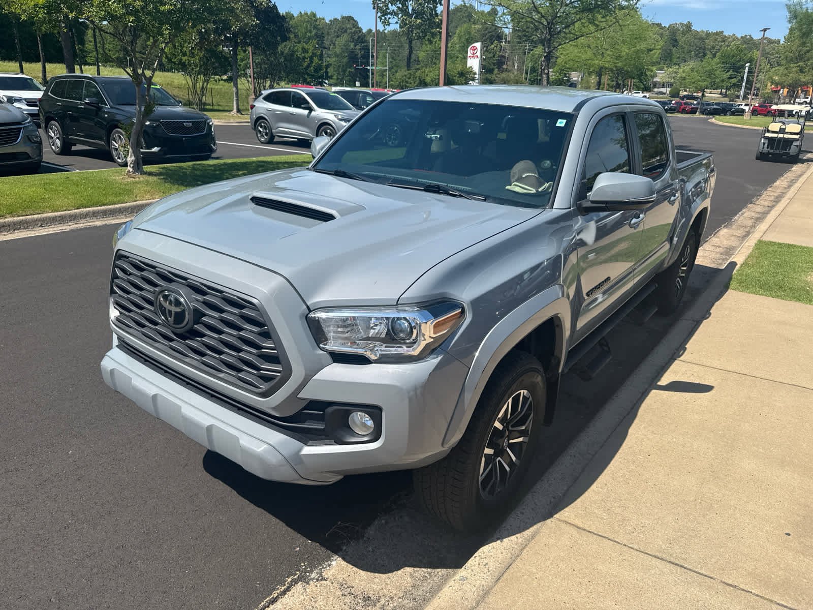 Used 2020 Toyota Tacoma TRD Sport with VIN 5TFCZ5AN7LX236621 for sale in Little Rock