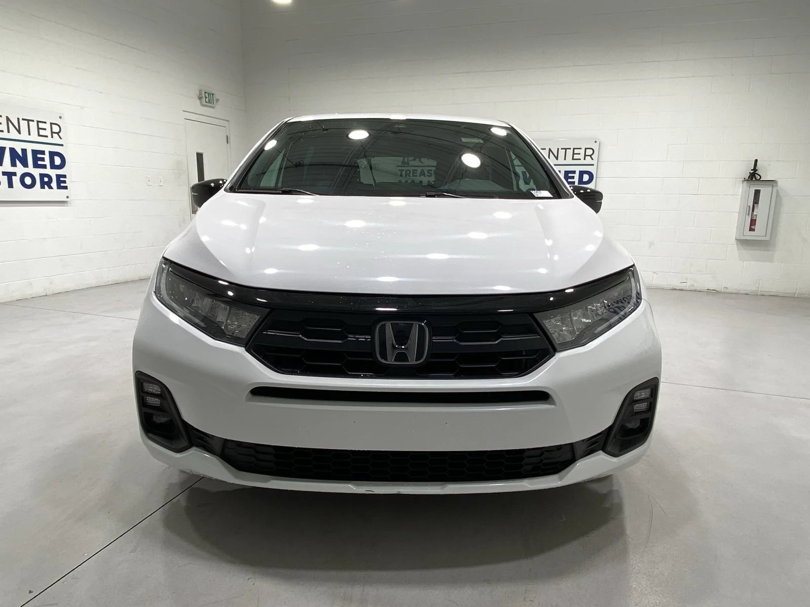Used 2025 White Honda Sport-L image 3
