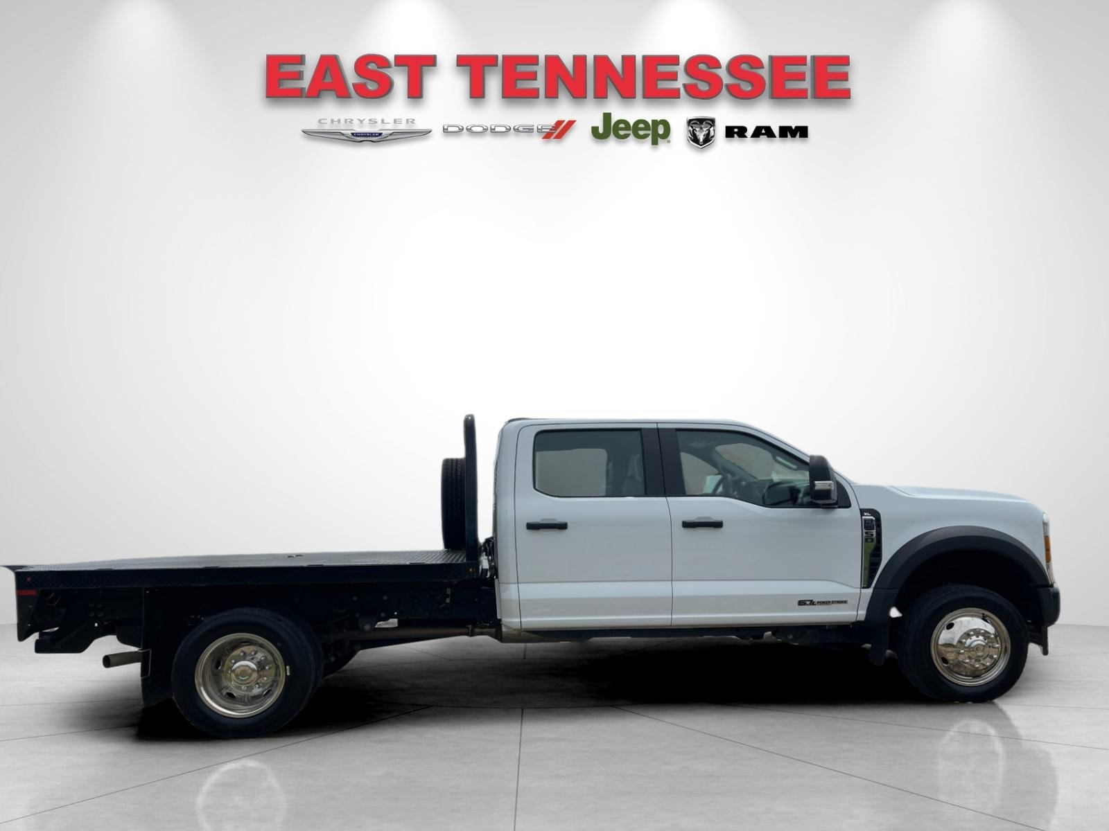 Used 2024 White Ford XL image 2
