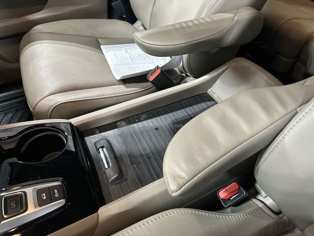 Certified Used 2019  Honda Touring image 28