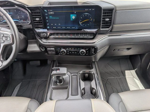 2024 Chevrolet Silverado 1500 ZR2 - Photo 7
