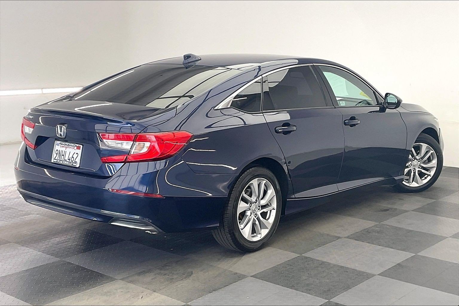 Used 2019 Blue Honda LX image 13