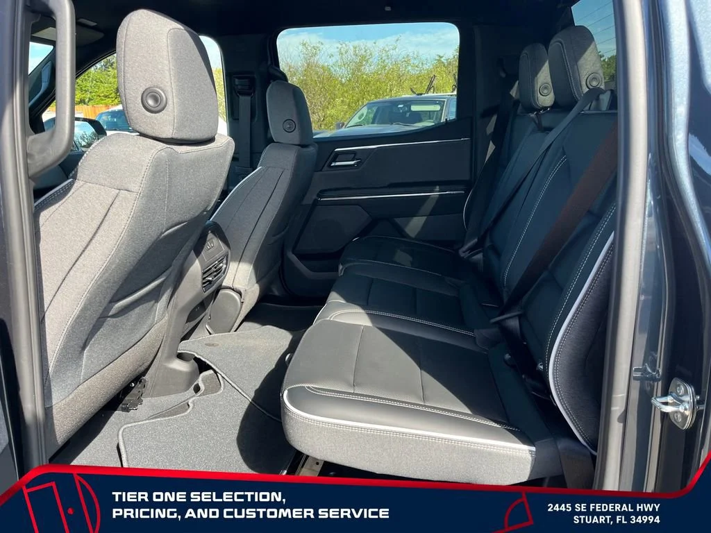 New 2026 Deep Ocean Metallic GMC Elevation Extended Range image 11