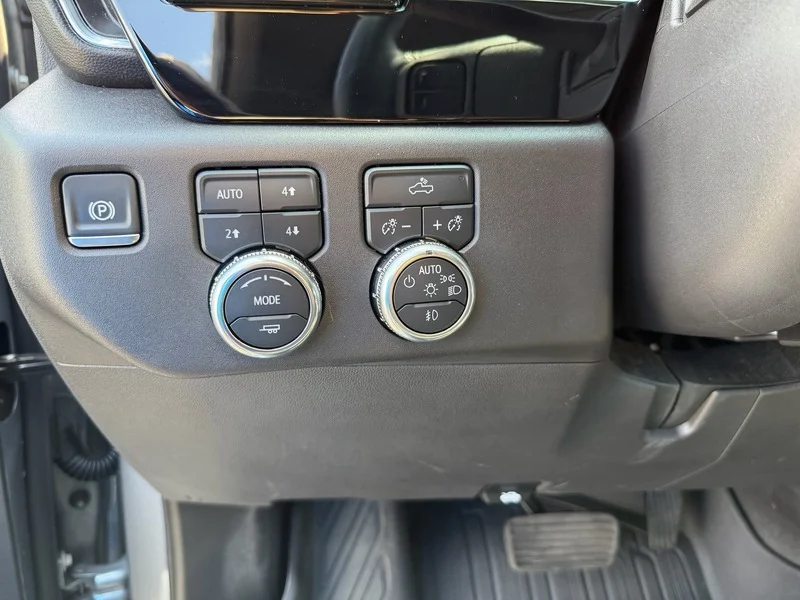 Used 2024 Sterling Metallic GMC Elevation image 14