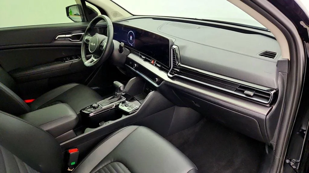Used 2025 Ebony Black Kia SX-Prestige FWD image 23