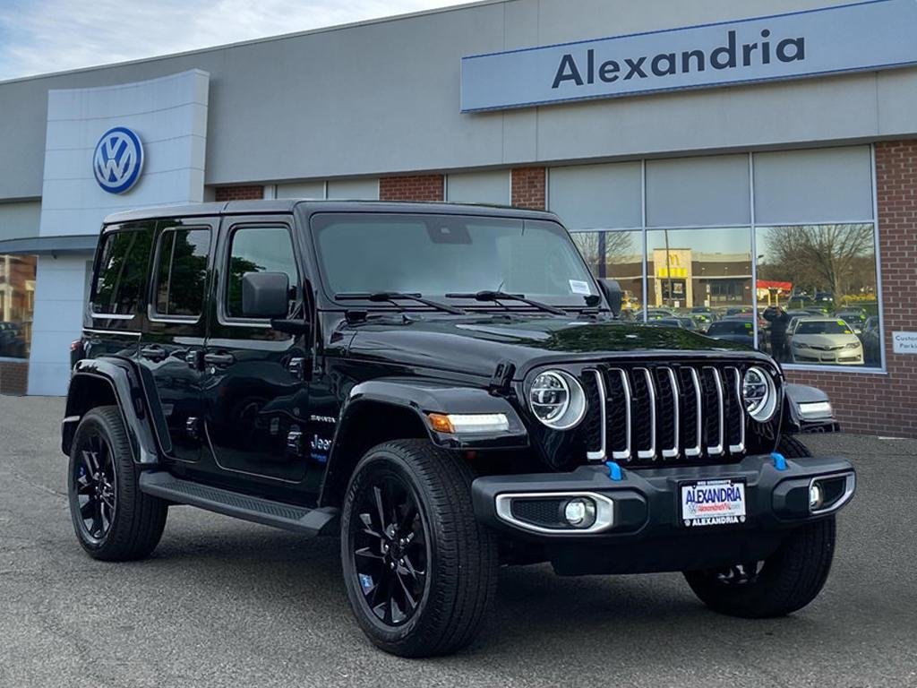 2022 Jeep Wrangler Sahara 4XE's photo
