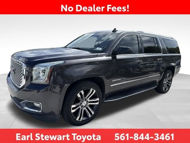 Used 2017 Silver GMC Denali image 8