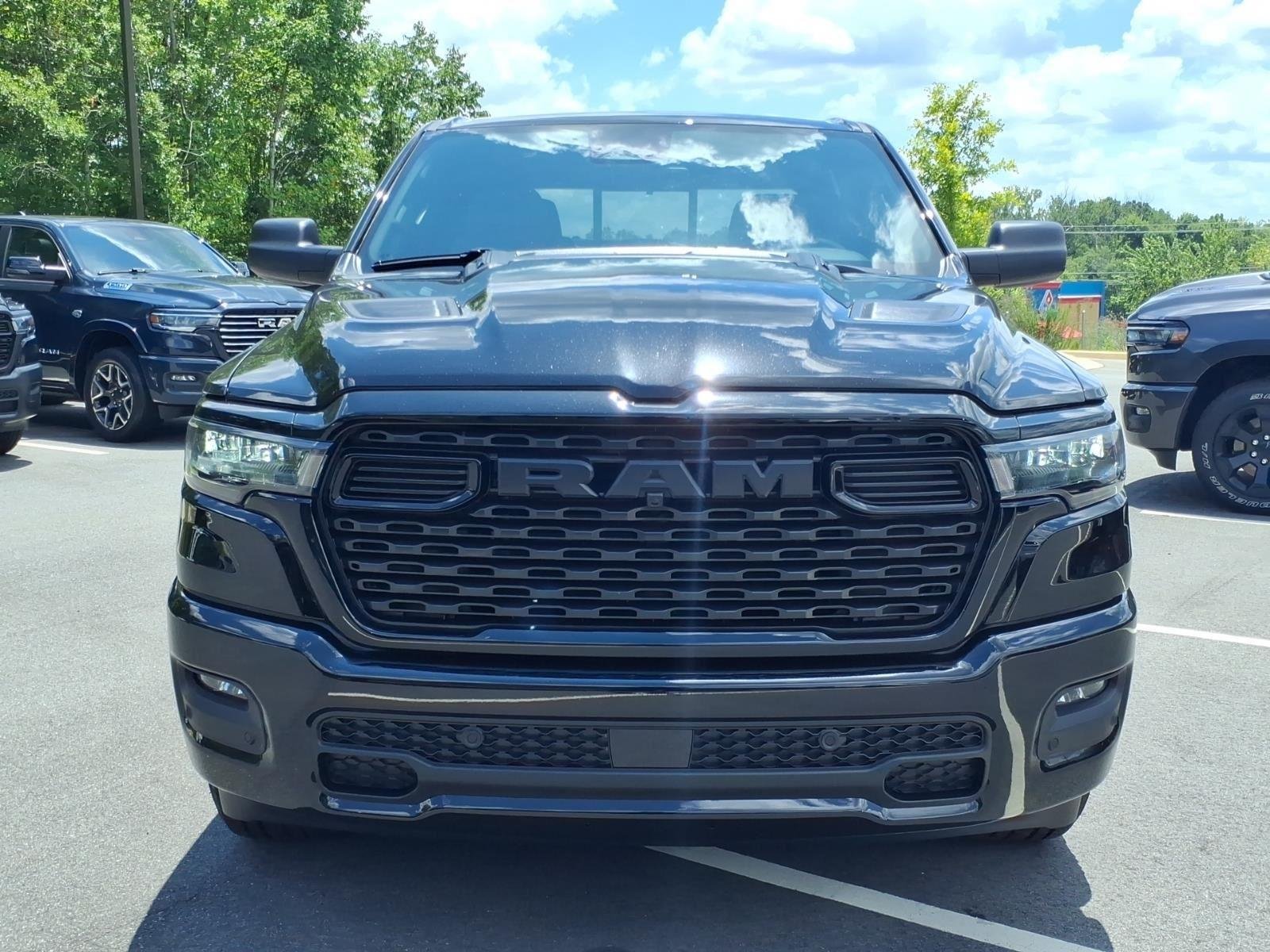 New 2026 Diamond Black Crystal Pearl-Coat Exterior Paint RAM Express image 13