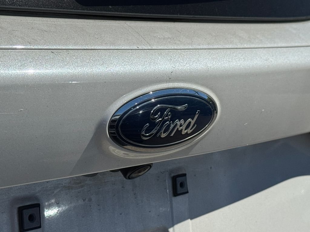 Used 2018 White Ford Titanium image 8