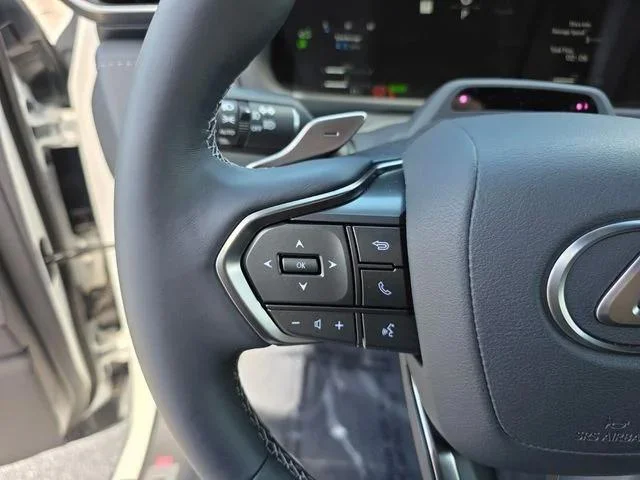 New 2026 Eminent White Pearl Lexus OVERTRAIL image 36
