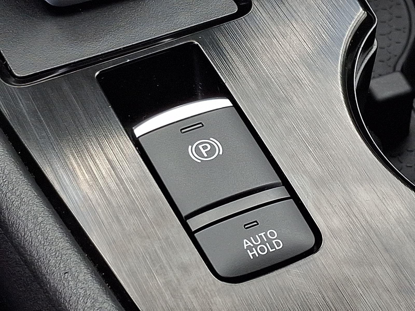 Used 2023 Brilliant Silver Metallic Nissan SV image 25