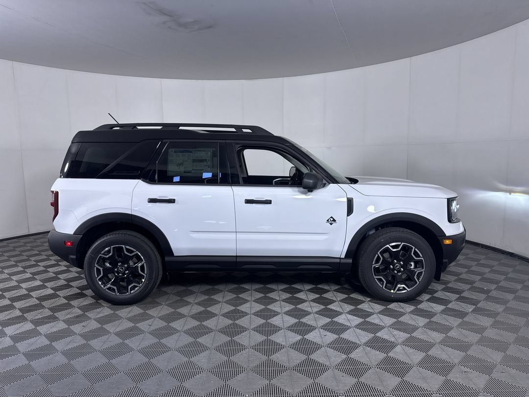 New 2026 Oxford White Ford Outer Banks image 10