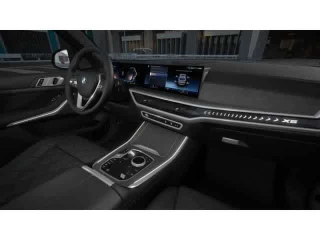 Used 2026 Dravit Grey Metallic BMW sDrive40i image 14