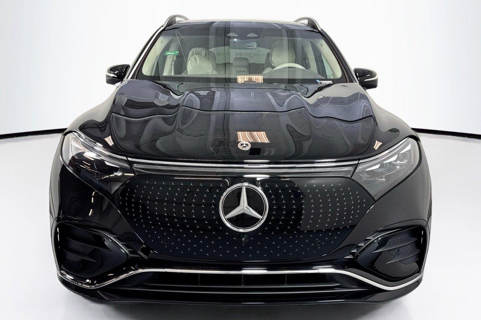 New 2026 Obsidian Black Metallic Mercedes-Benz EQS 400 image 2