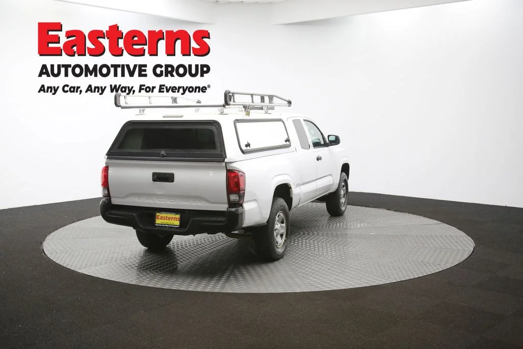 Used 2019 White Toyota SR image 35