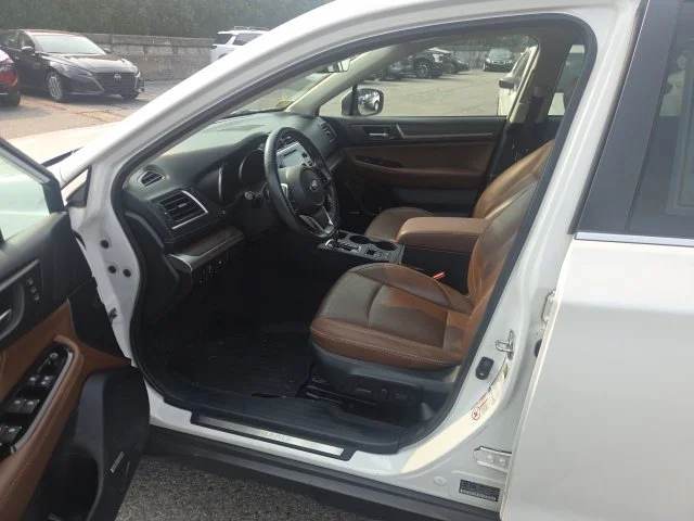 Used 2019 White Subaru 2.5i image 9