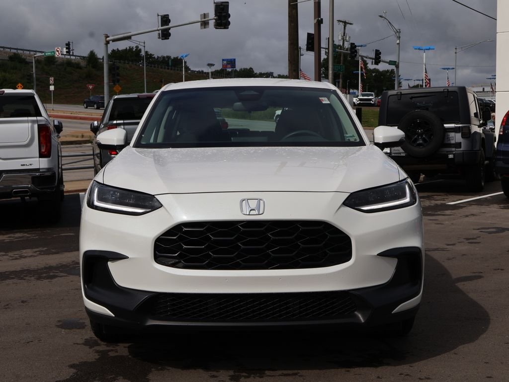 Used 2024 White Honda LX image 2