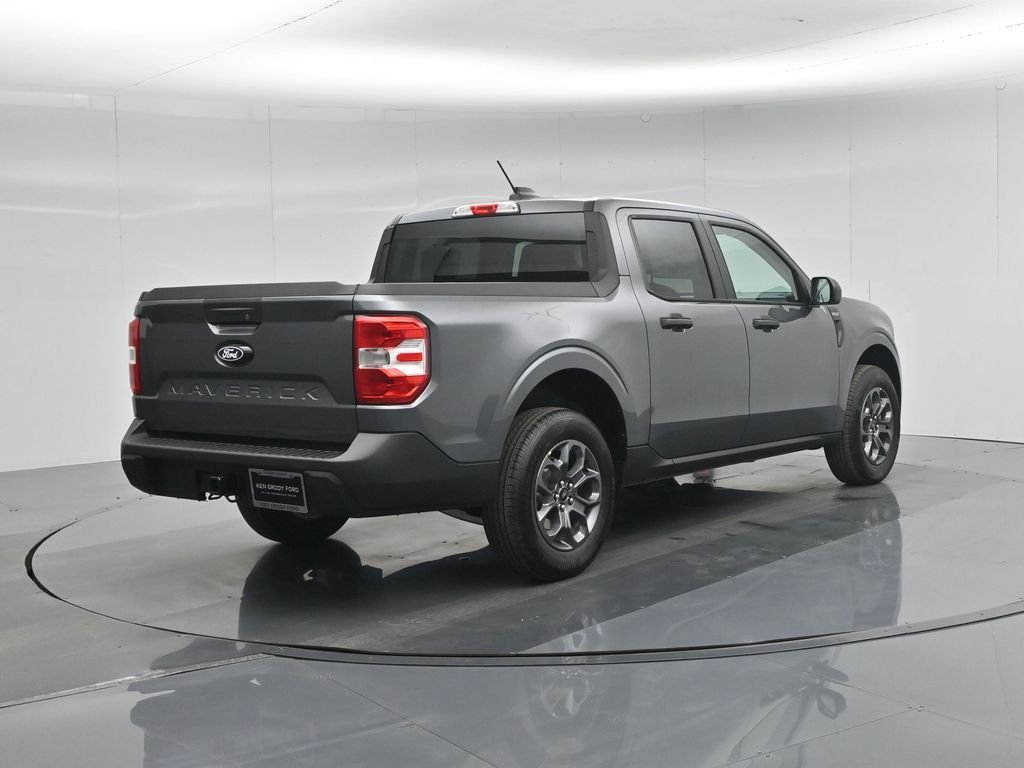 New 2026 Carbonized Gray Metallic Ford XLT image 28