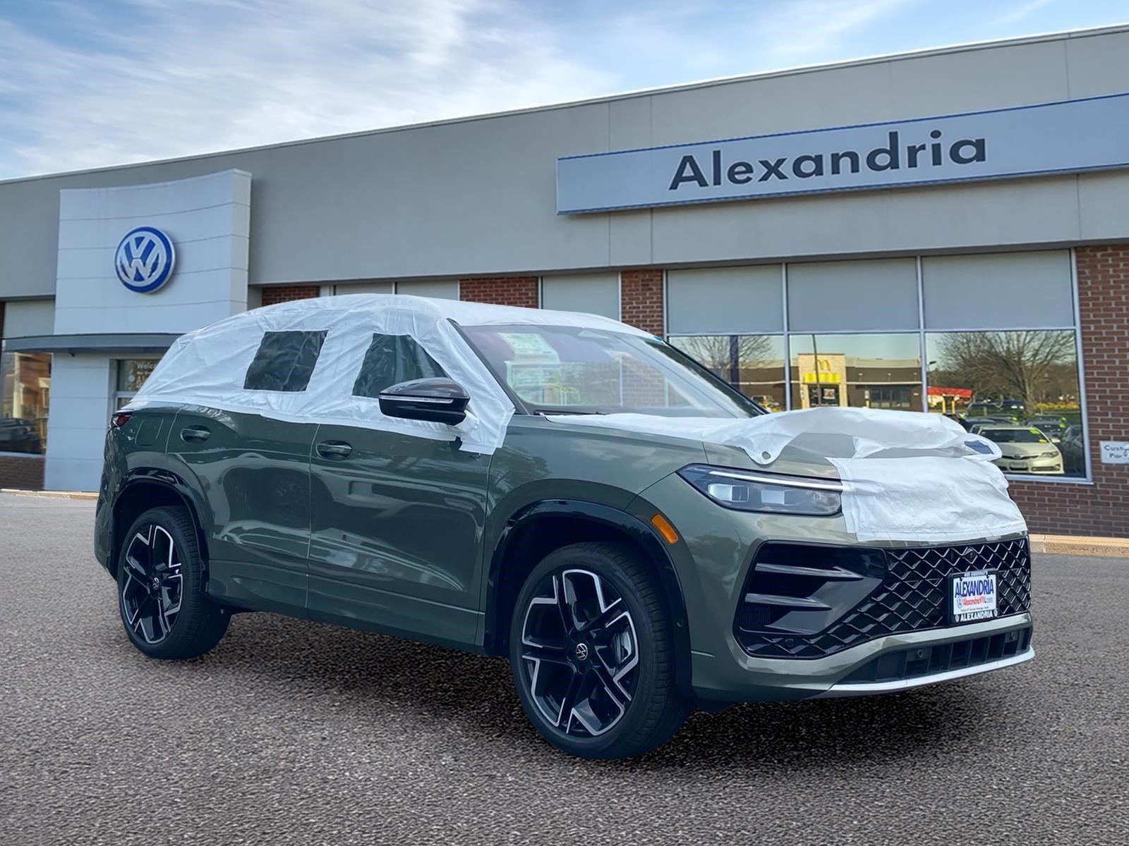 New 2026 Green Volkswagen 2.0T SEL R-Line Turbo image 1