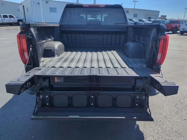 2026 GMC Sierra 1500 SLT - Photo 25