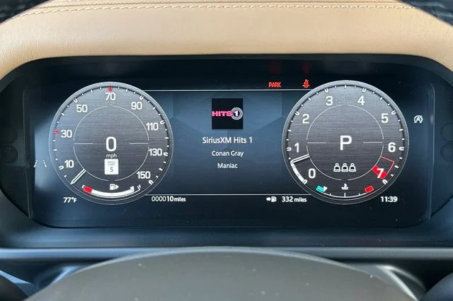 New 2026 Fuji White Land Rover X-Dynamic SE image 23