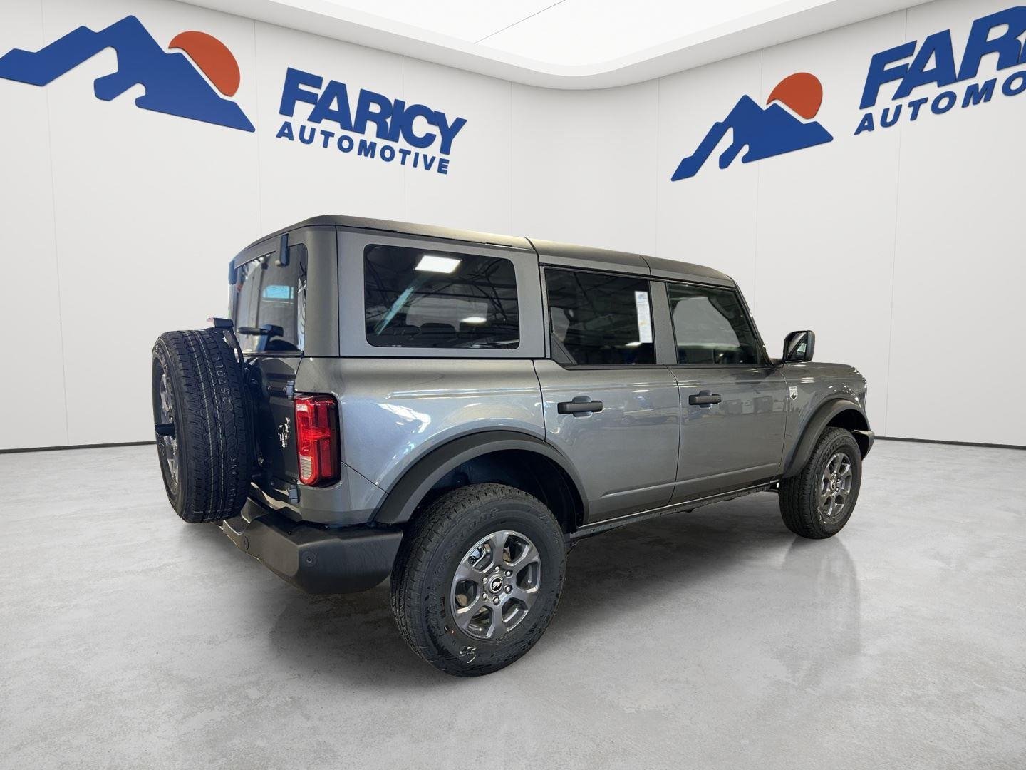 New 2026 Carbonized Gray Metallic Ford Big Bend image 4