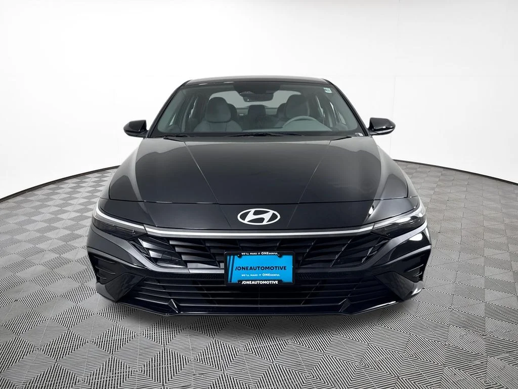 New 2026 Black Hyundai SEL Sport image 3