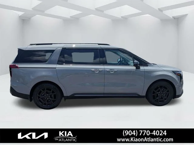 New 2026 Ceramic Silver Kia SX Prestige image 3