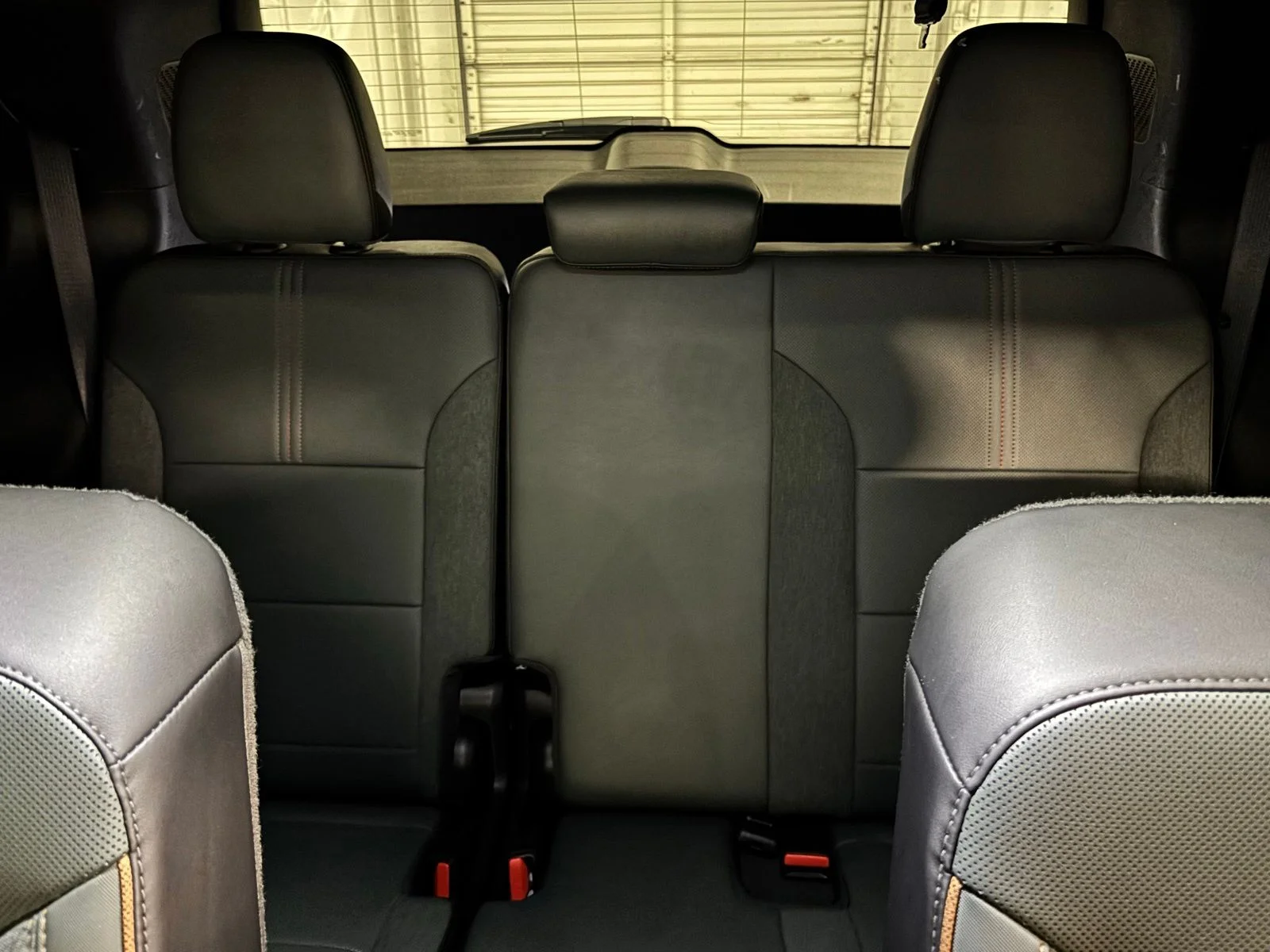 Used 2025 White GMC AT4 image 13