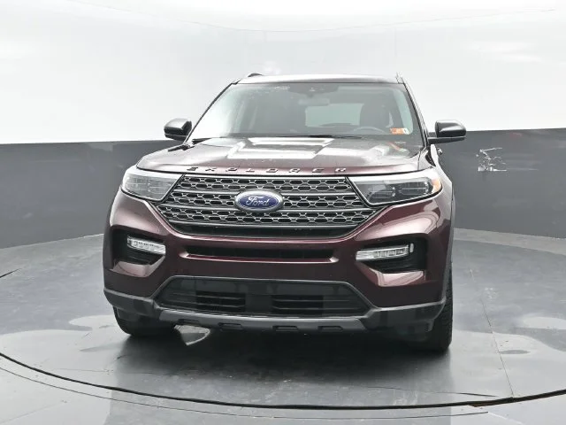 Certified Used 2022 Burgundy Velvet Tinted Clearcoat Ford XLT image 66
