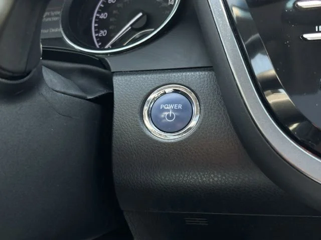 Used 2018 Gray Toyota XLE image 46