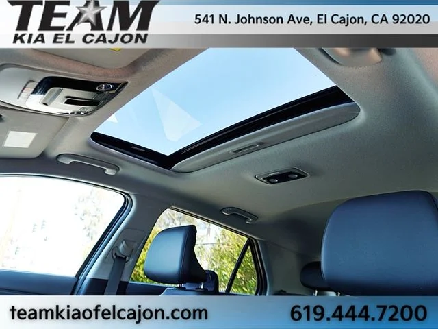 Used 2023 Gray Kia Wave image 16