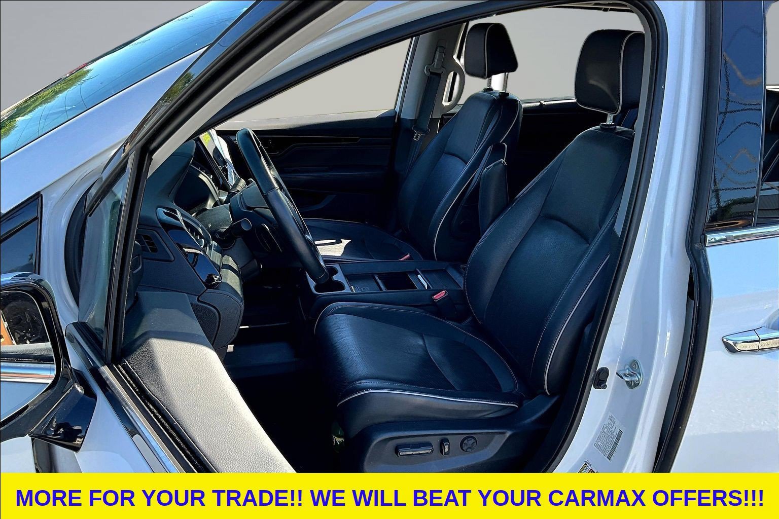 Used 2023 White Honda Elite image 18