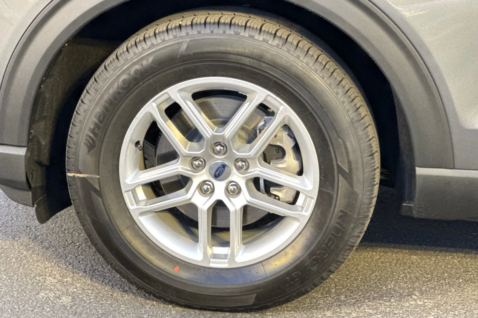 New 2026 Carbonized Gray Metallic Ford Active image 25