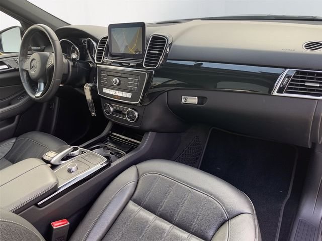 Used 2018 Black Mercedes-Benz GLE 350 image 32