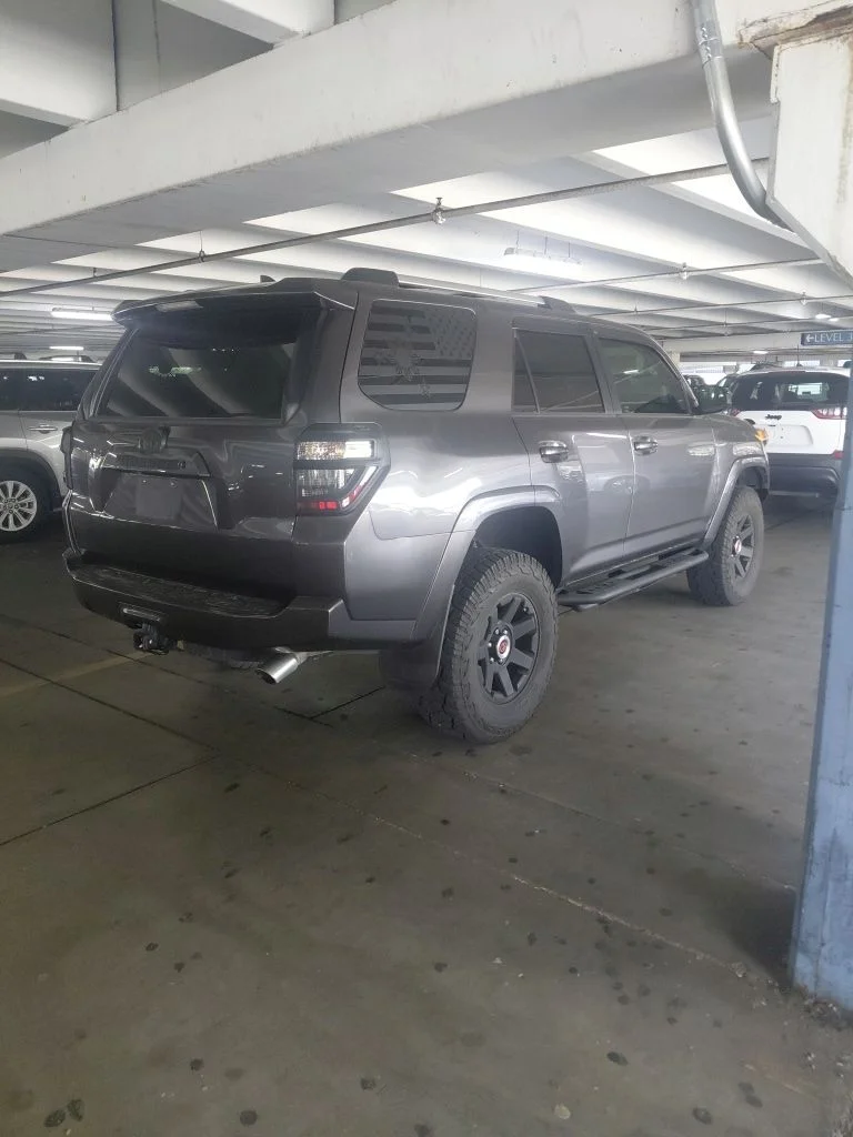 Used 2020 Gray Toyota SR5 image 4