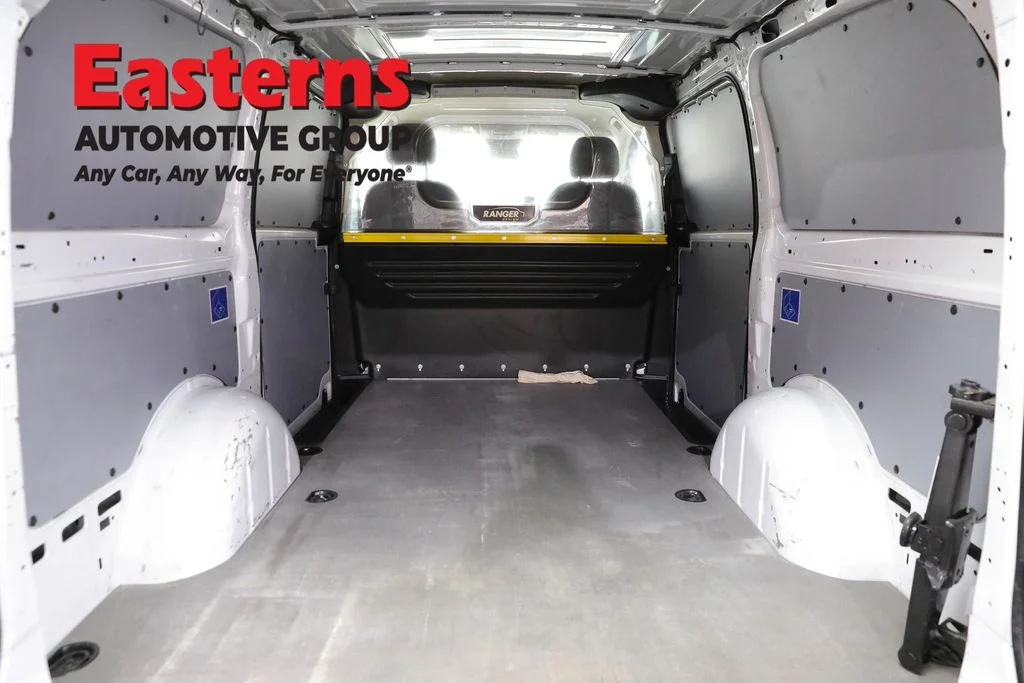 Used 2022 White Mercedes-Benz Cargo image 9