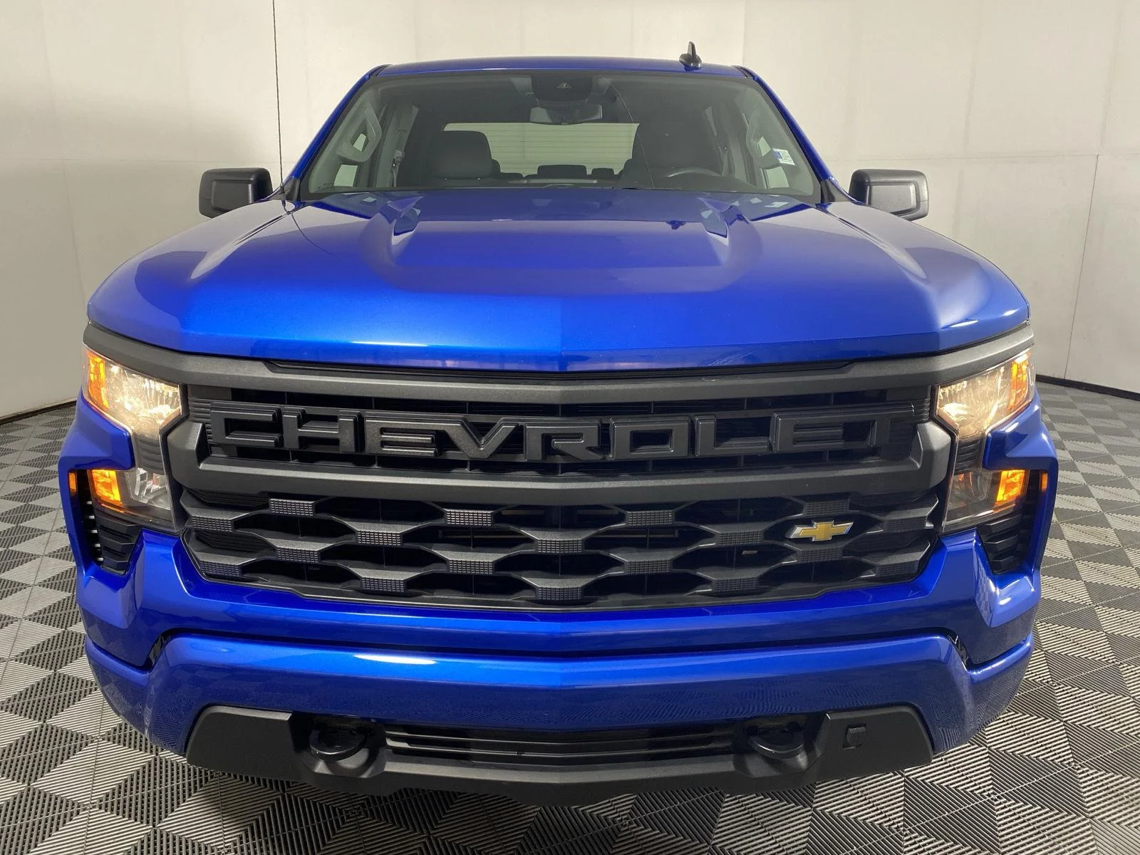 Used 2024 Glacier Blue Metallic Chevrolet Custom image 7