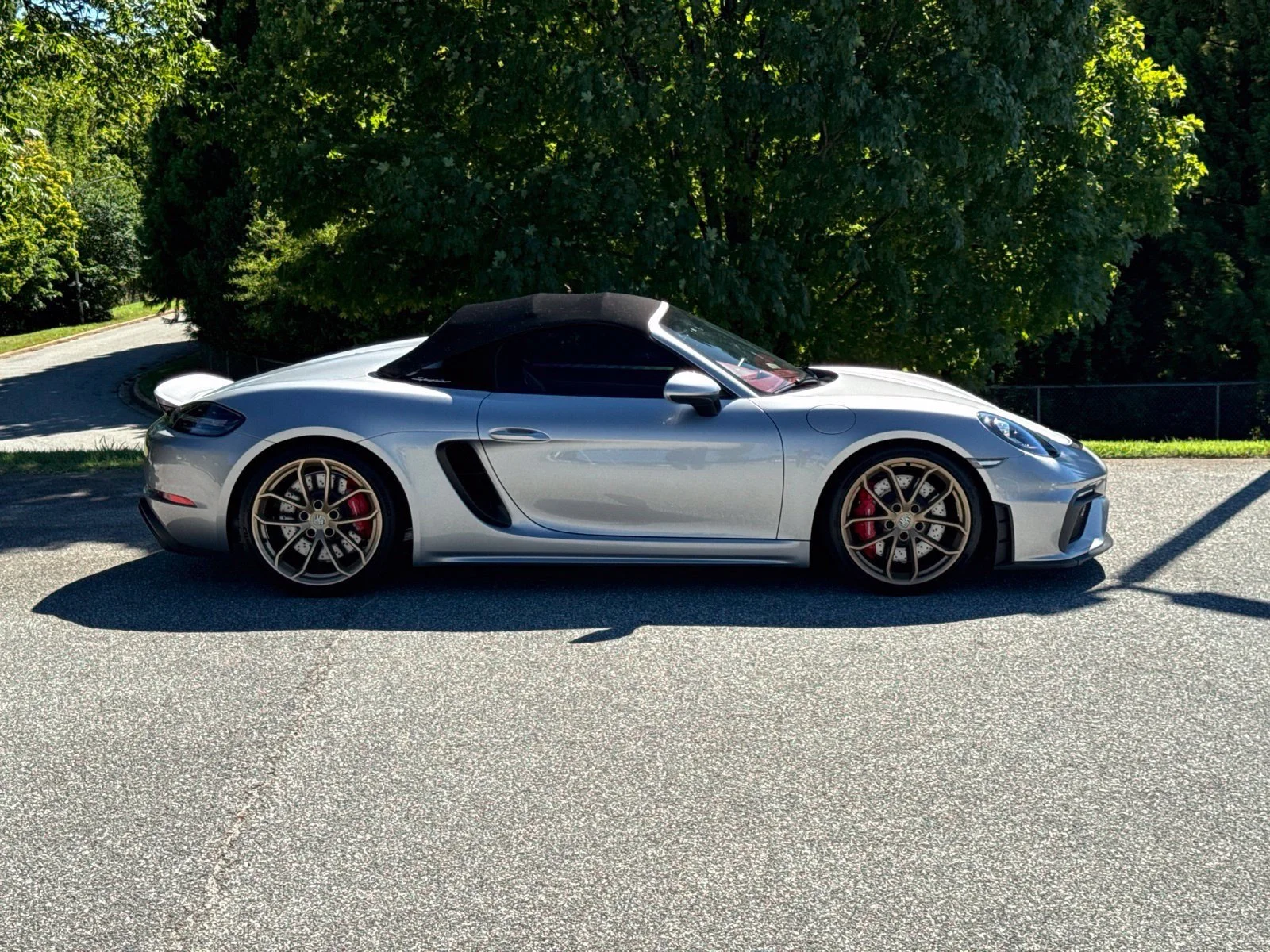 Used 2022 GT Silver Metallic Porsche  image 8