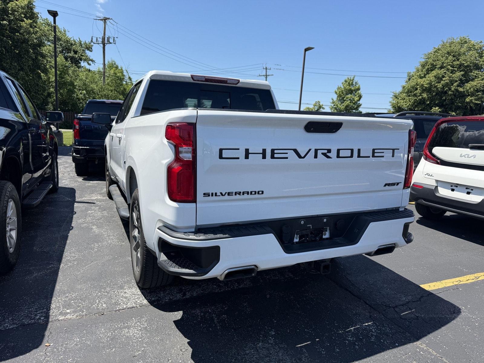 Used 2021 Summit White Chevrolet RST image 3