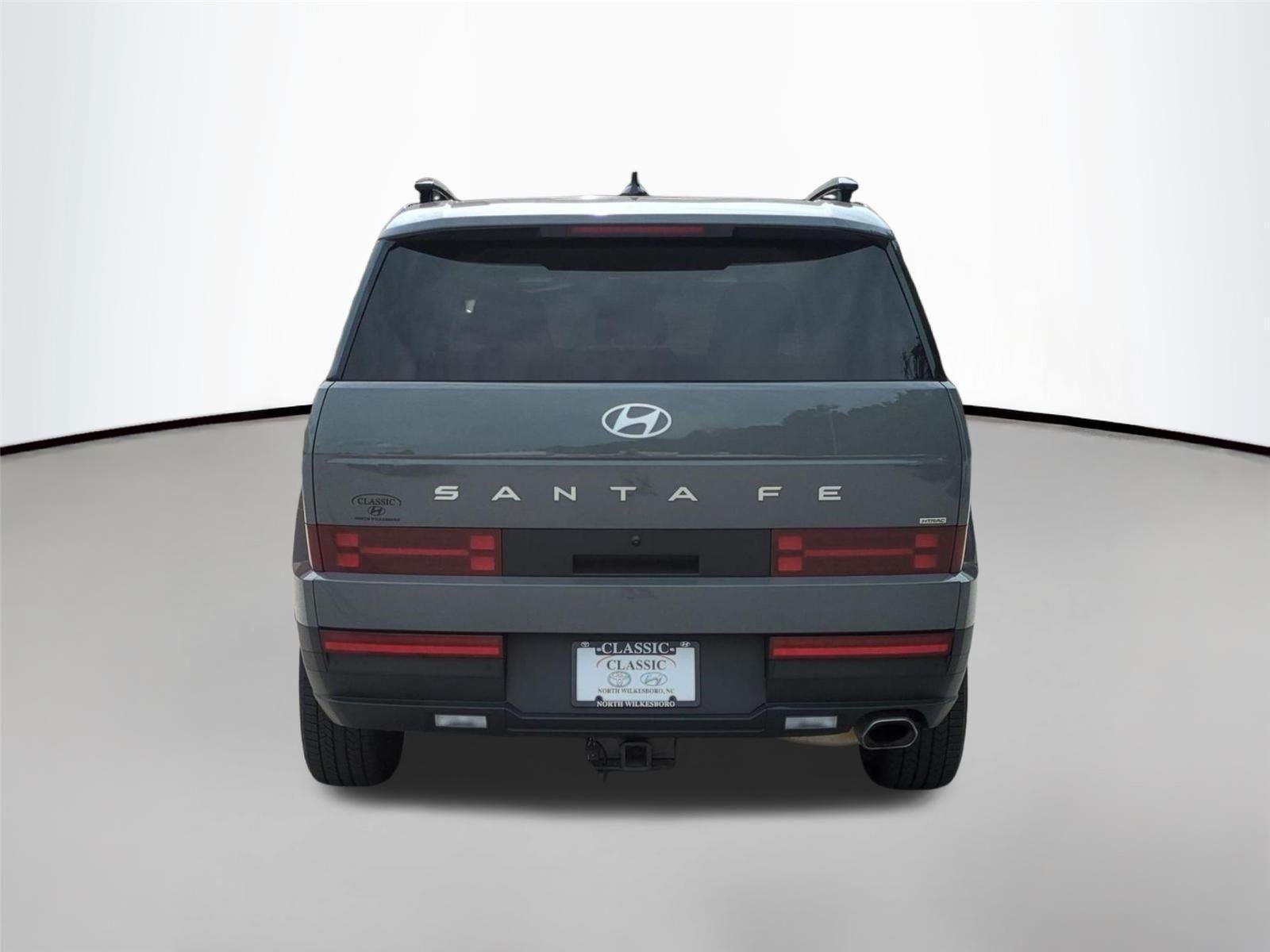 Used 2024 Hampton Gray Hyundai SEL image 4