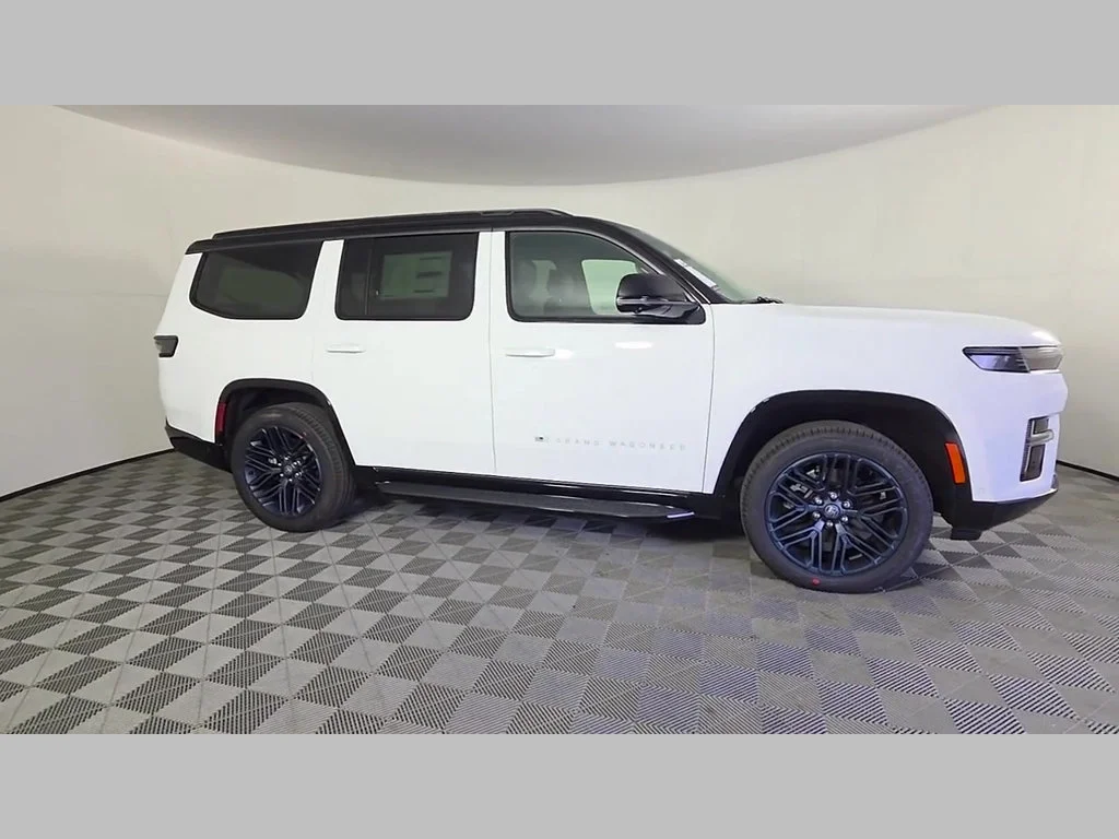 New 2026 Bright White Clear-Coat Exterior Paint Jeep 85th Anniversary image 22