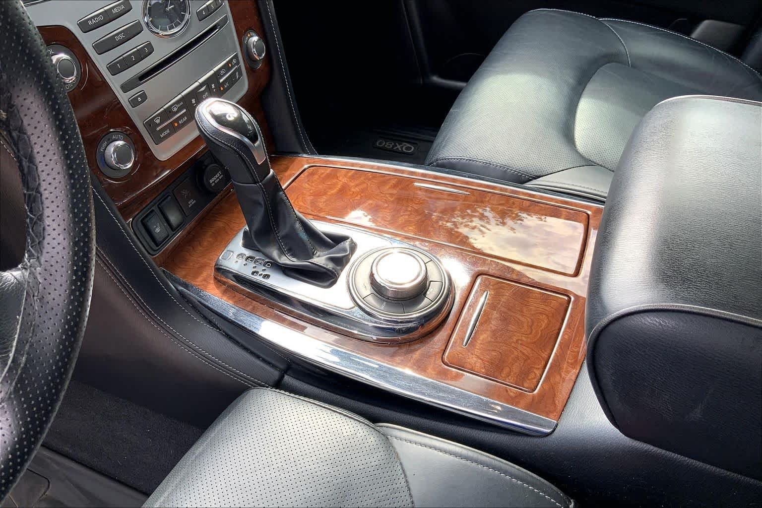 Used 2019 Graphite Shadow INFINITI LUXE image 16