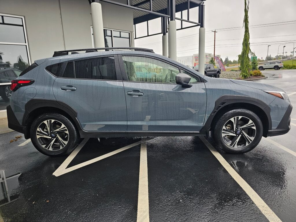 Used 2024 Blue Metallic Subaru Premium image 6
