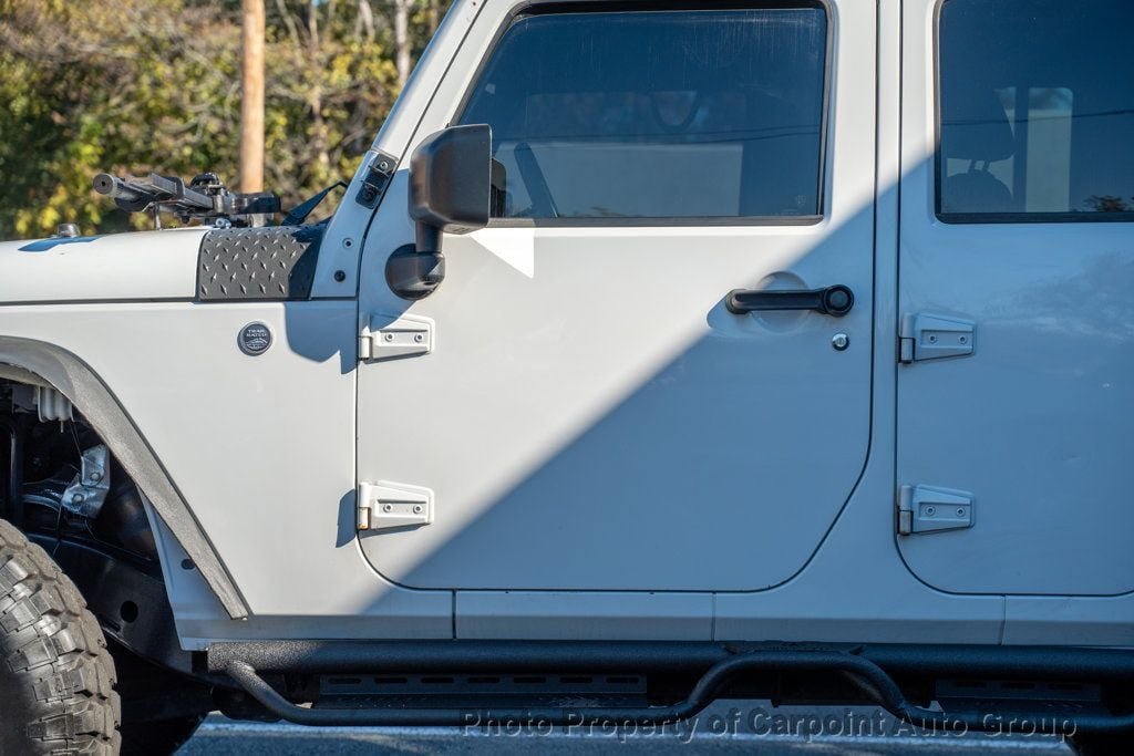 2016 Jeep Wrangler Unlimited Sport photo 2