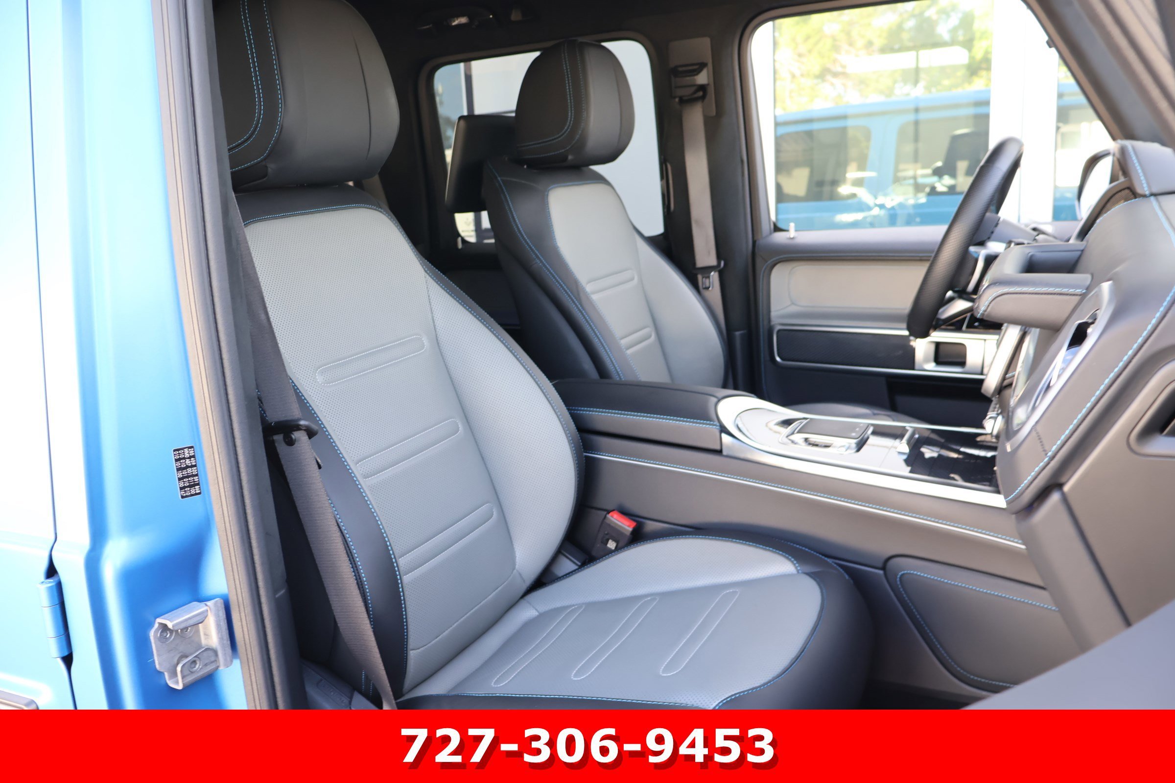 Certified Used 2025 MANUFAKTUR South Sea Blue Magno Mercedes-Benz G 580e image 26