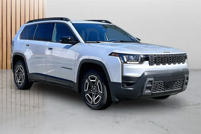 2026 Jeep Cherokee Laredo