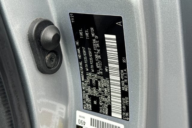 Certified Used 2022 Silver Toyota LE image 35